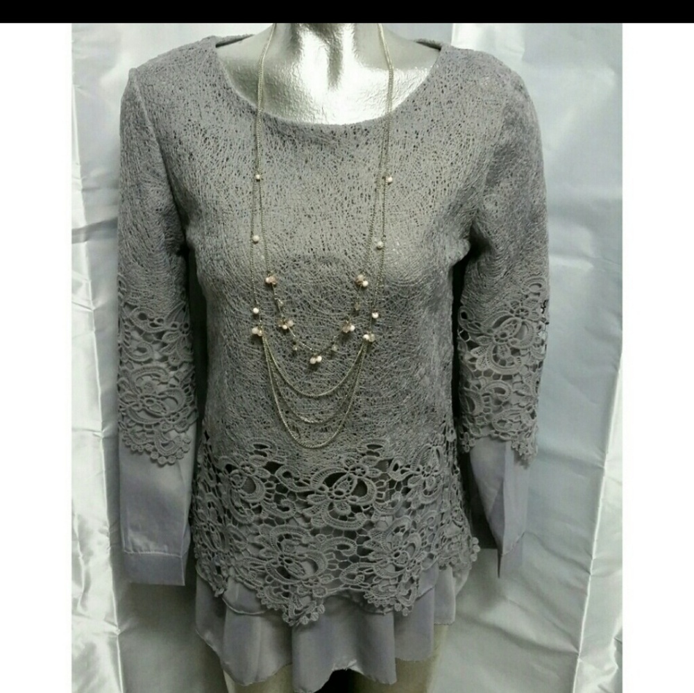 4 ladies tops/shirts all 4, 1 great price!